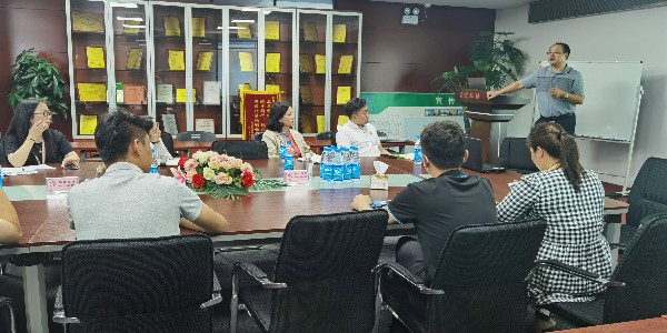 俄罗斯专享会294官网商学院开课——打造一流团队